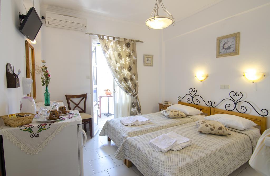 Апарт отель Pension Ilias - Chora Аморгос Экстерьер фото